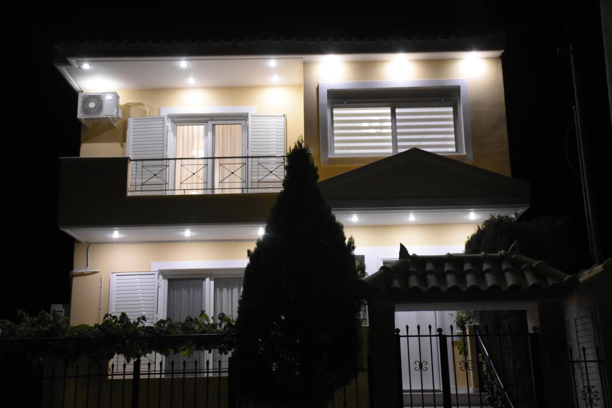 Keratea Luxury Villa -Athens Airport Bagian luar foto
