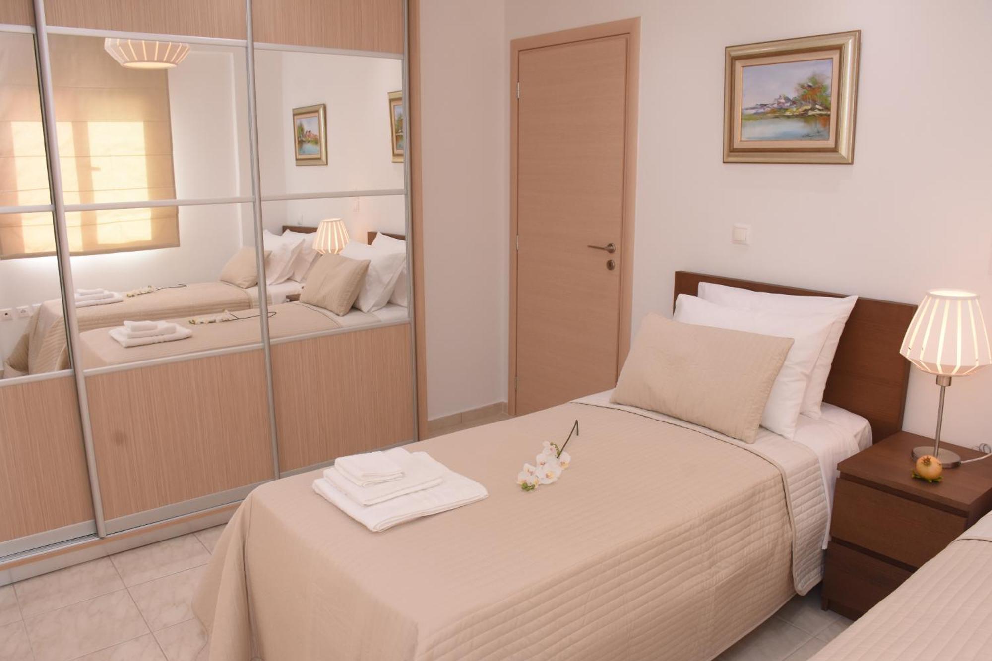 Keratea Luxury Villa -Athens Airport Bagian luar foto